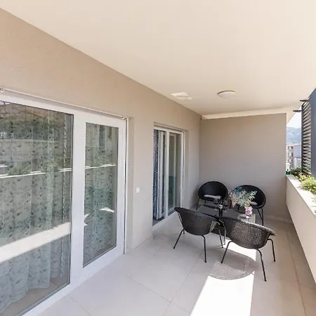 Castrum アパート スプリト